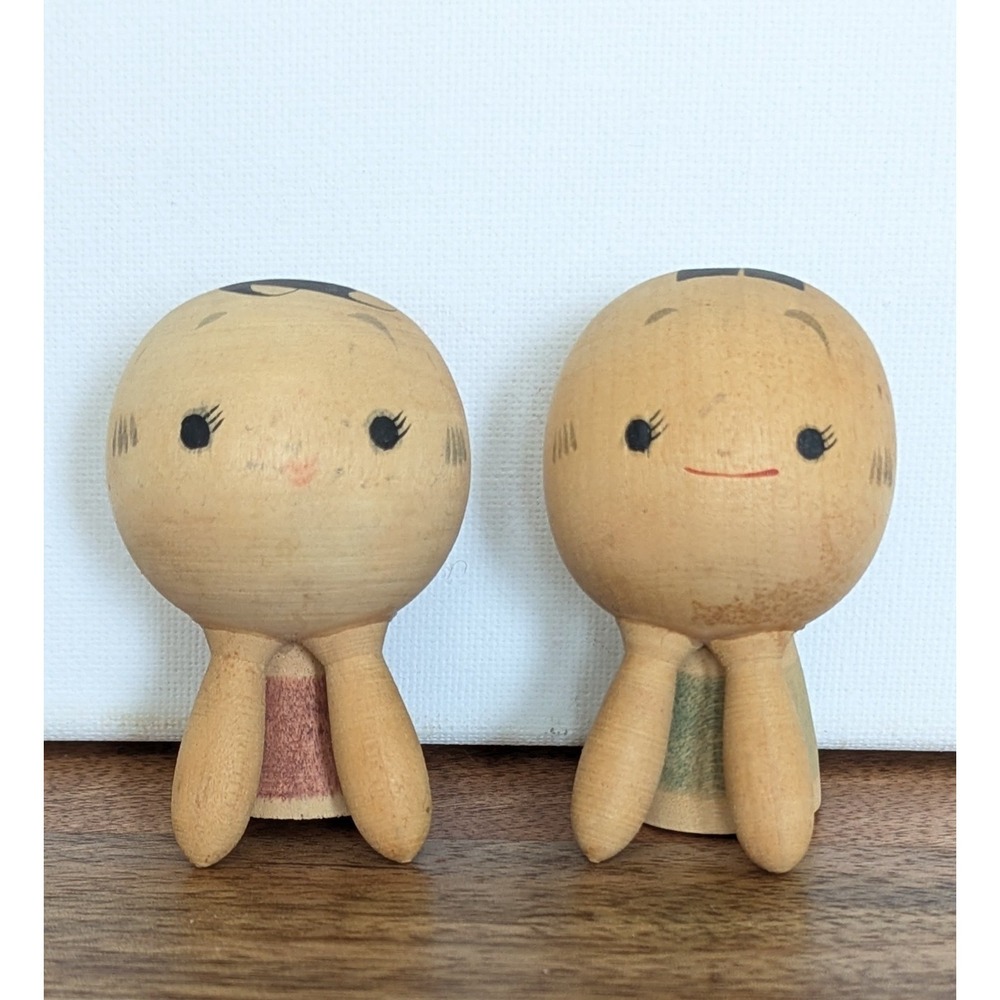 Pair Vintage Japanese Kokeshi Dolls Signed Hand Painted Wood Cute 2.5"Boy Girl